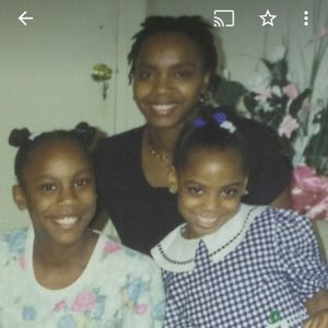 Meet your Posher, Qüëëñ